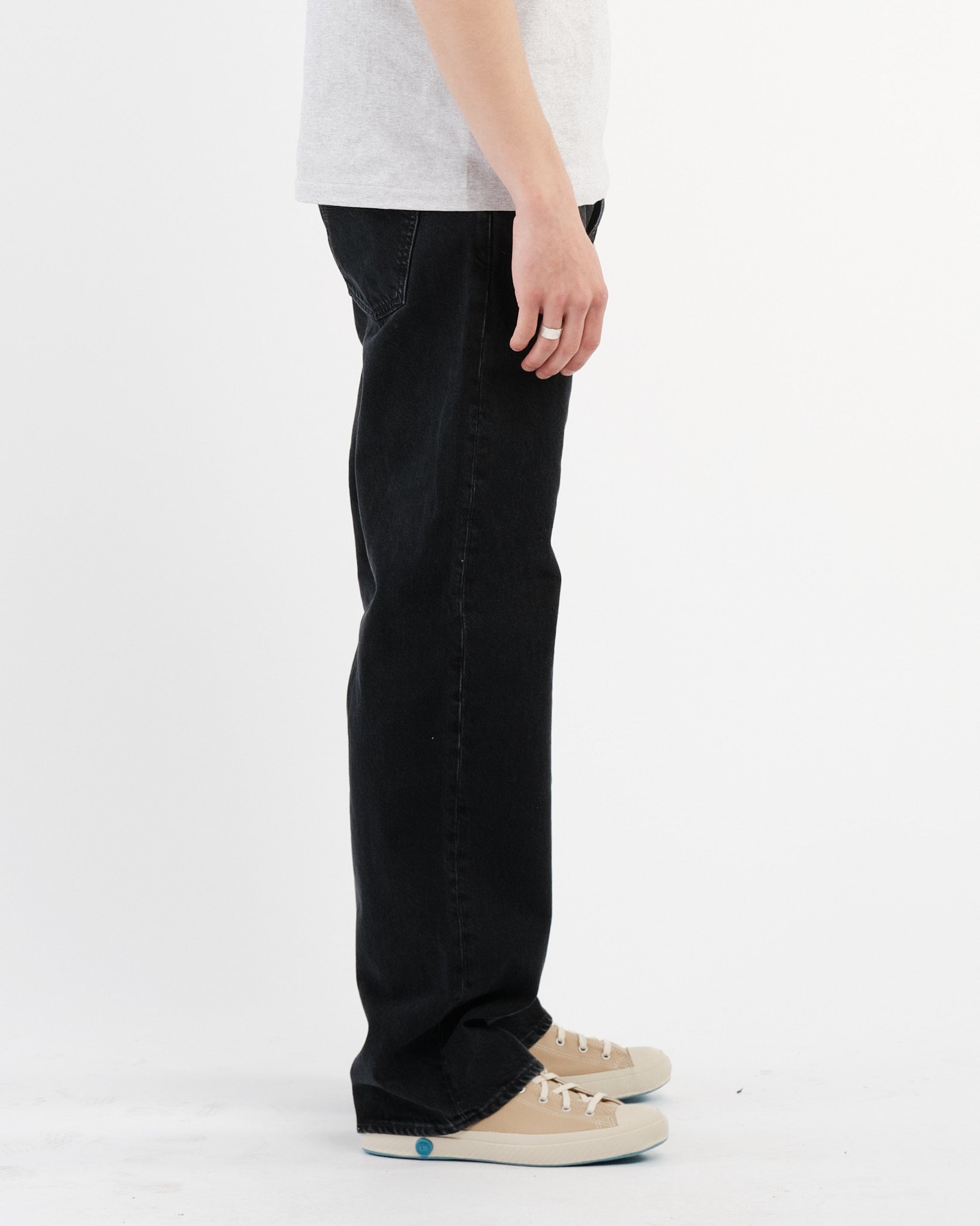 Tuff Tony Black Vintage - Meadow